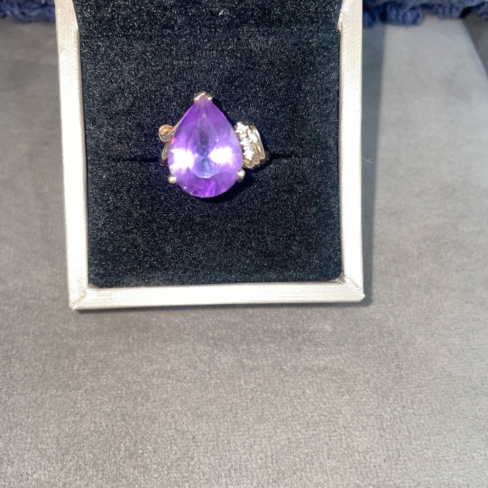 Elegant Amethyst Teardrop Ring